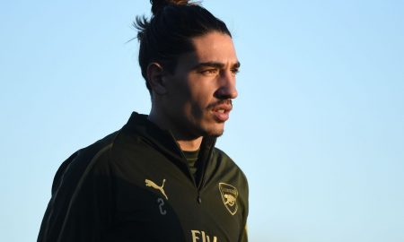 arsenal-liverpool-hector-bellerin-trained